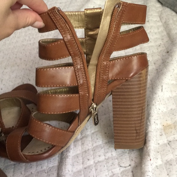 Circus by Sam Edelman strapping heels - Picture 3 of 5